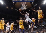 开云体育平台APP-步行者单节拉开黄蜂，福克斯成为关键先生