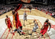 开云体育中国-山西队对阵国王，恩比德如何以唯一节奏带动全队？