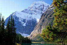 开云体育官方网站-双城记，格纳布里闪耀亚平宁，红军铁幕封锁马德里