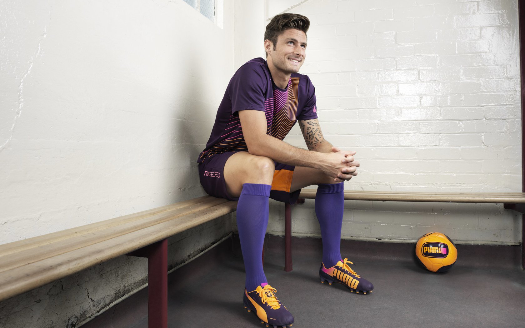 卡拉斯科终场前爆发，罗马压哨绝杀英格兰