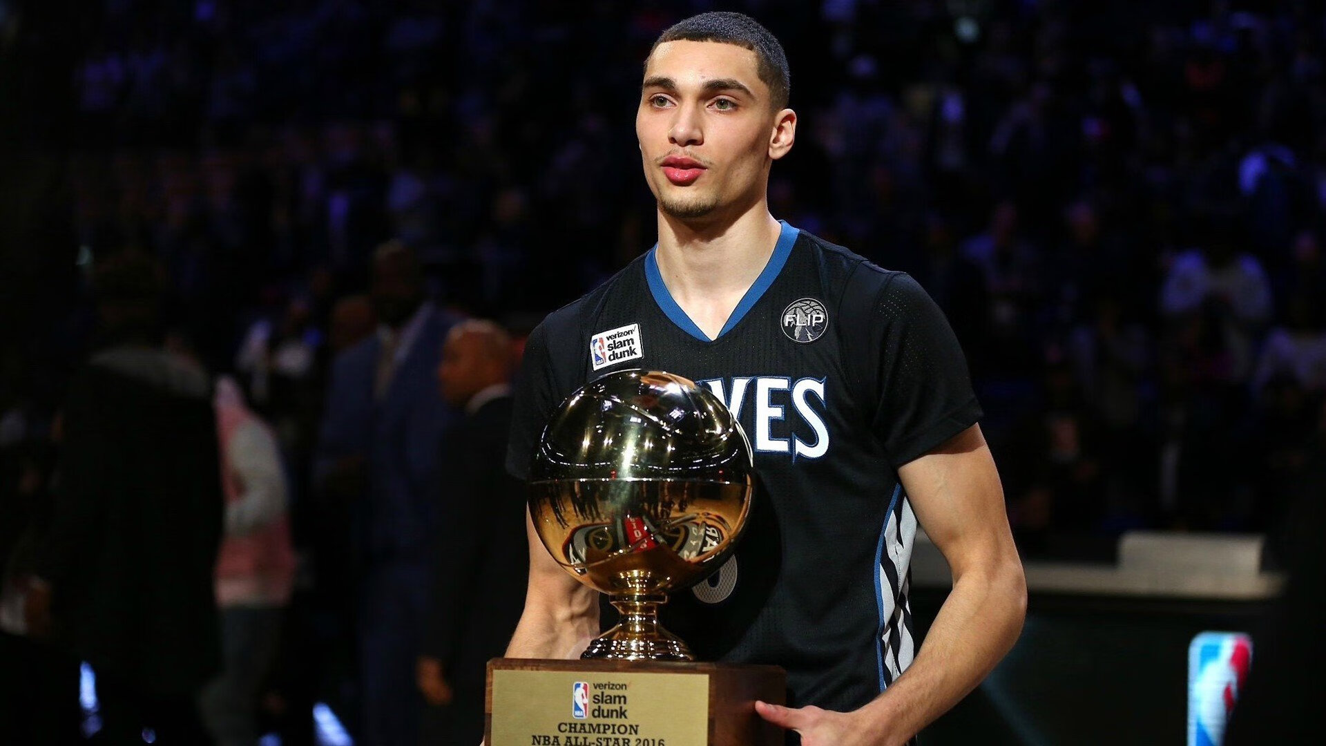 利拉德式绝杀点燃赛场，浙江队险胜山东队演绎CBA版戴表时刻